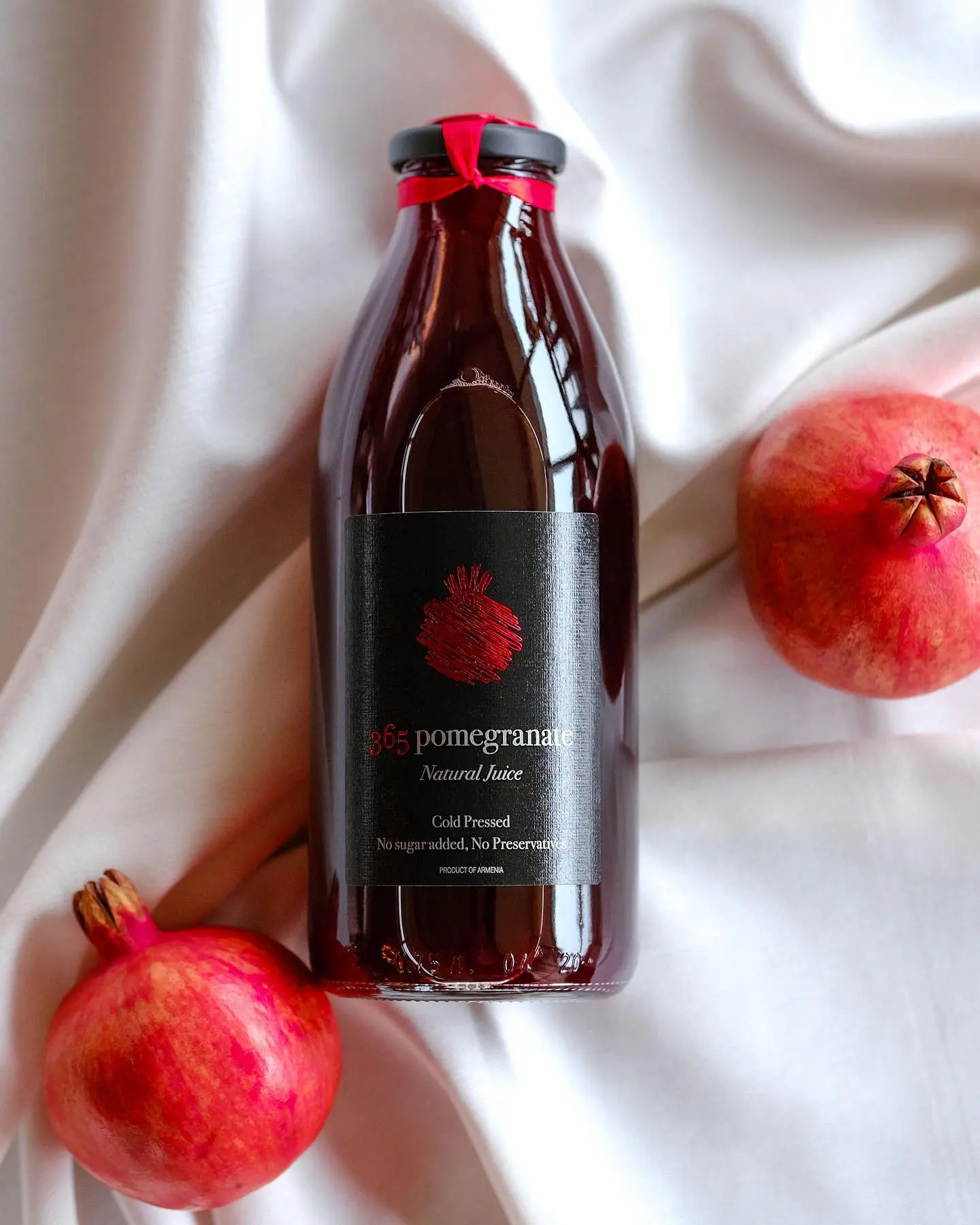 Նռան հյութի պատկերասրահ Նոր.jpg